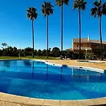 Ellegance - Shared Pool - 6 Guests - בית נופש וילהמורה