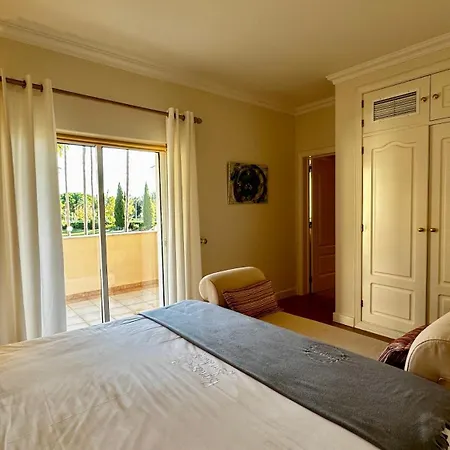 Ellegance - Shared Pool - 6 Guests - Vilamoura