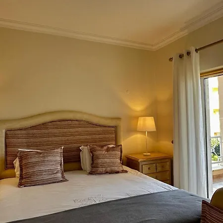 Ellegance - Shared Pool - 6 Guests - Vilamoura *
